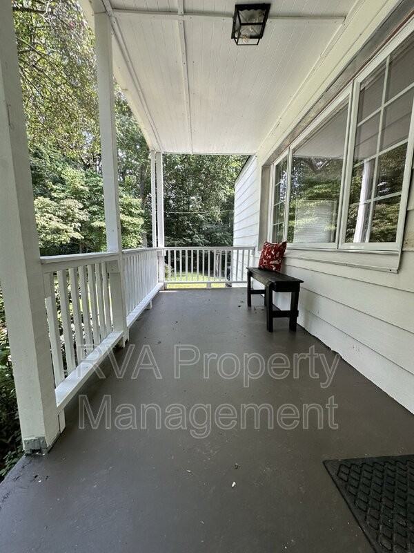 12070 Karen Dr - Photo 3 of 24