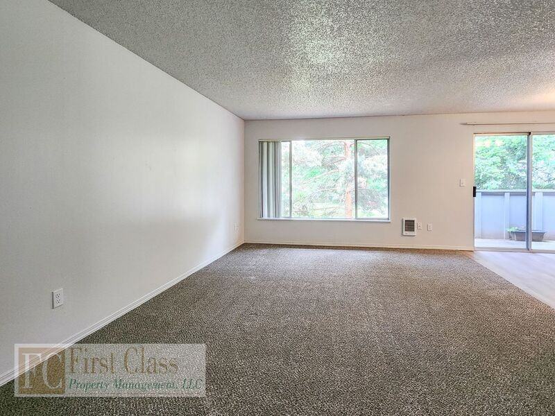 1372 Ne 186th Ave - Photo 2 of 23