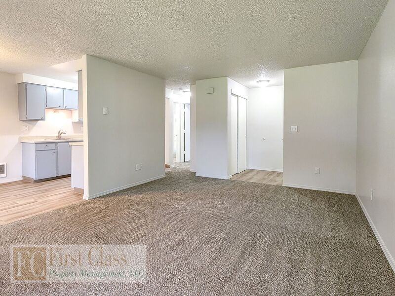 1372 Ne 186th Ave - Photo 3 of 23