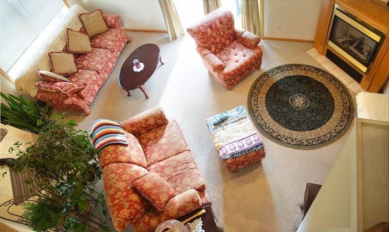 1401 Glenridge Dr - Photo 2 of 10