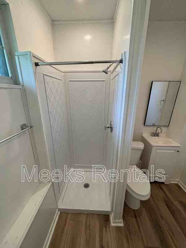 198 Meadow Dr - Photo 2 of 20