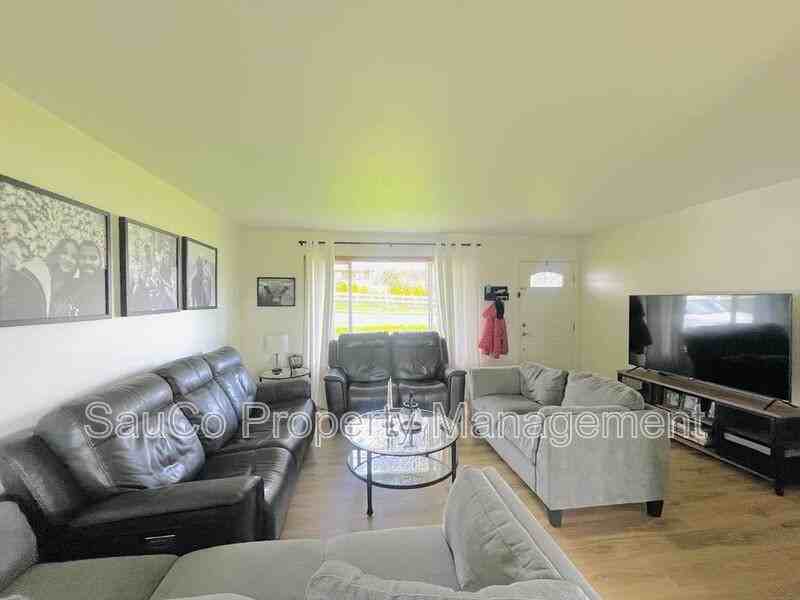 34436 Bachelor Flat Rd - Photo 2 of 9