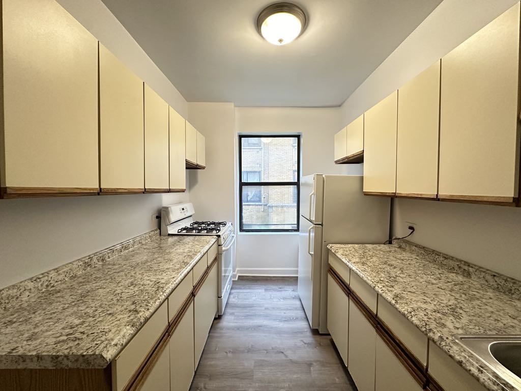 1530 N Kedzie Ave #1B - Photo 2 of 21