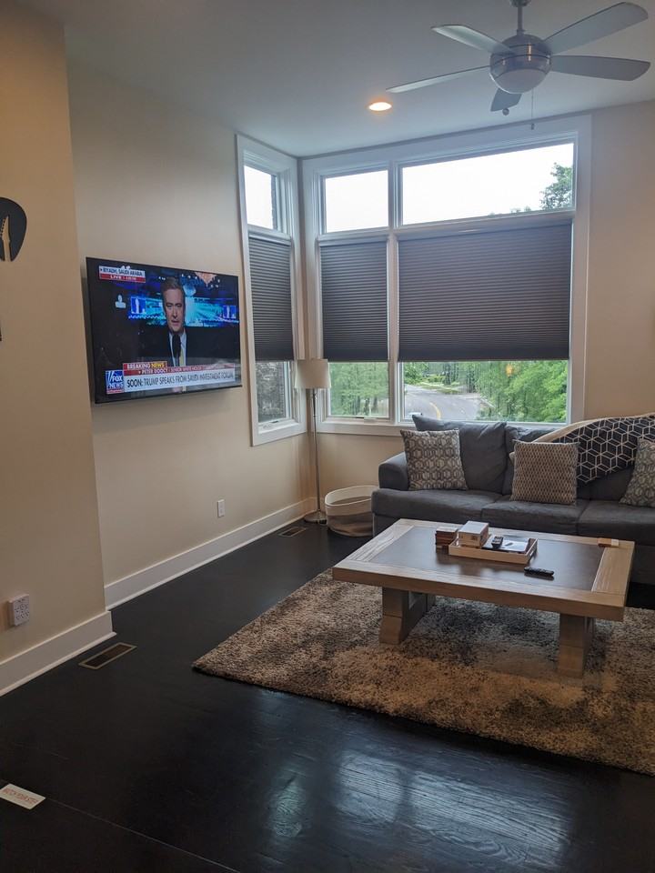 1021 Wedgewood Ave - Photo 3 of 32