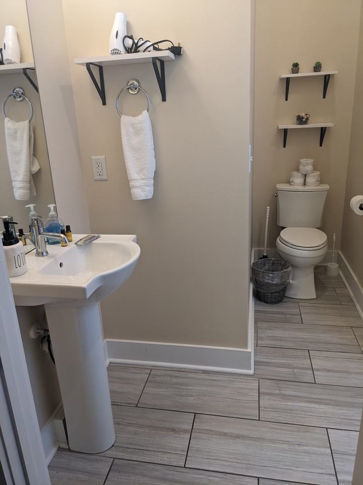 1021 Wedgewood Ave - Photo 7 of 32