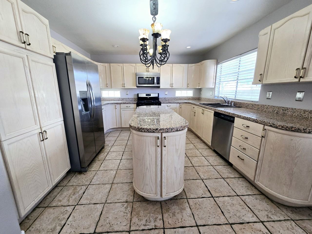 3759 Funston Way - Photo 3 of 34