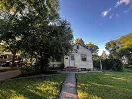 featured image of 826 10th Ave S