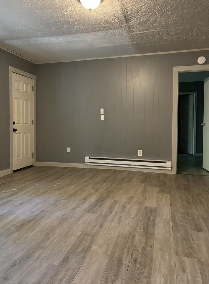 5911 Sacramento Ave - Photo 6 of 10