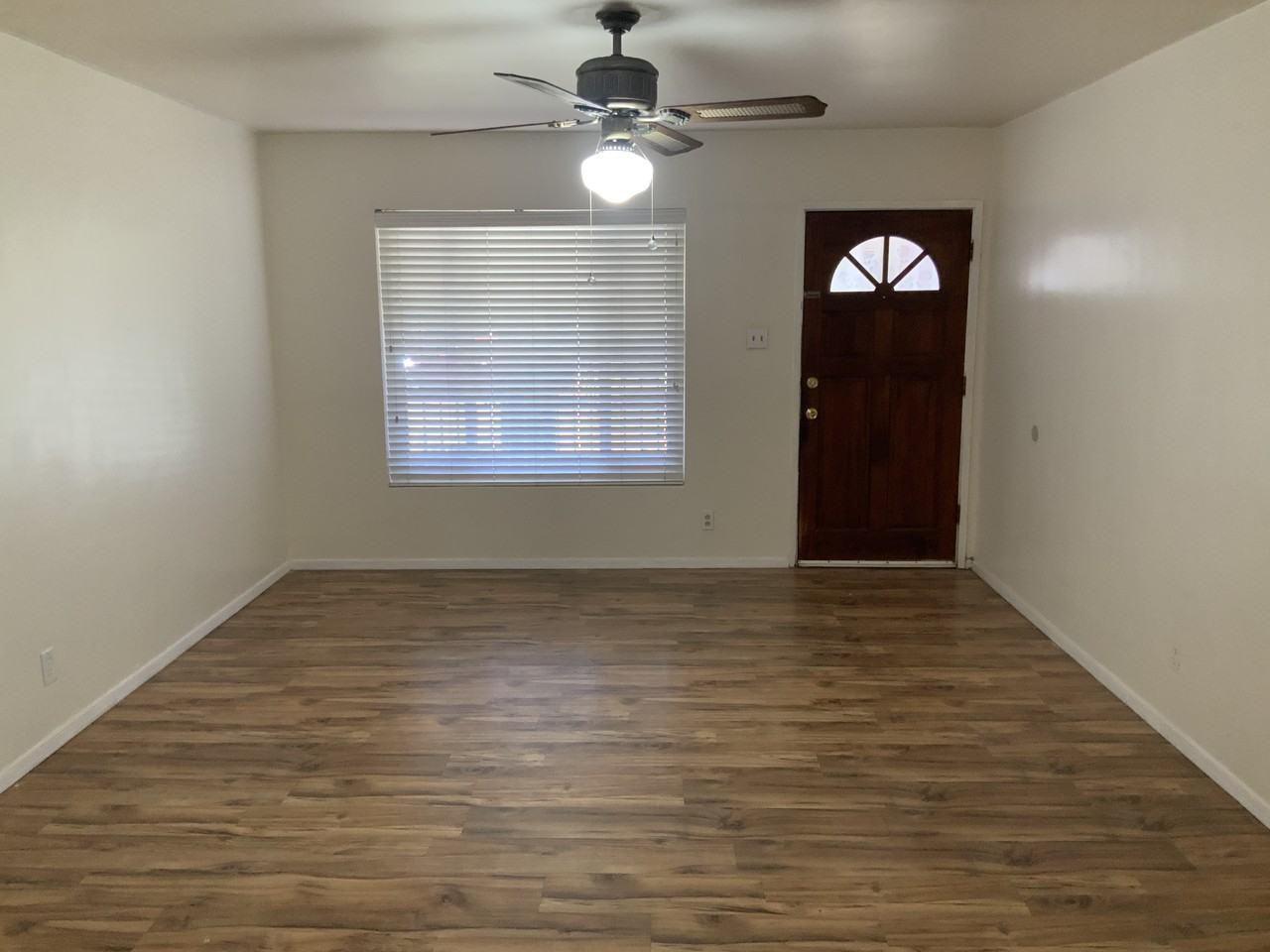 8607 Menaul Blvd Ne - Photo 2 of 16