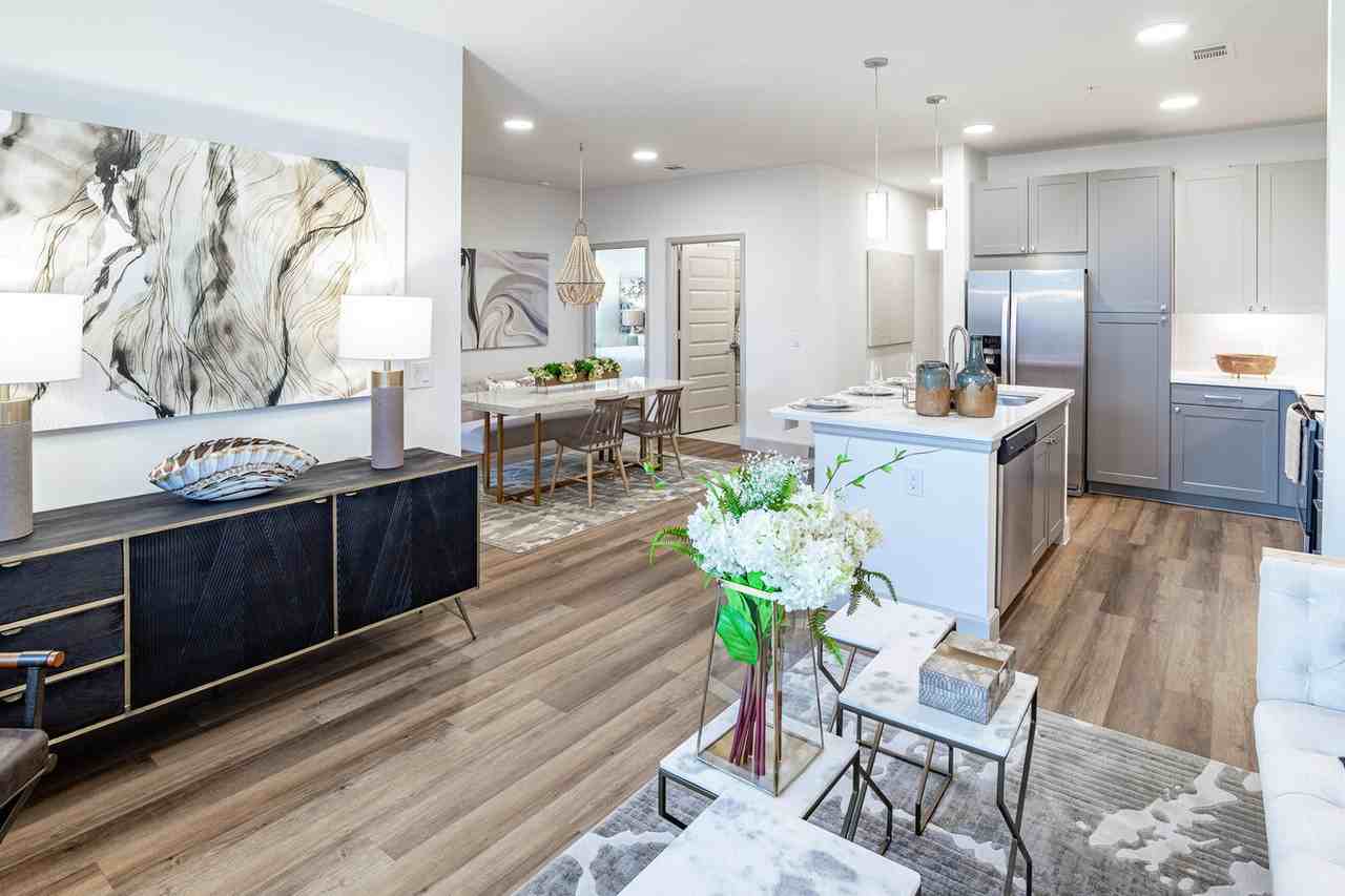 20510 Cypress Plaza Pkwy - Photo 6 of 15