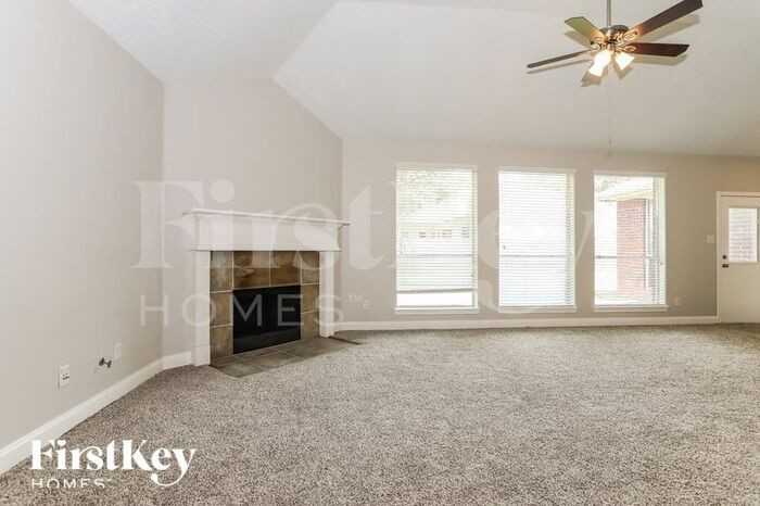 13626 Summer Hill Dr - Photo 2 of 18