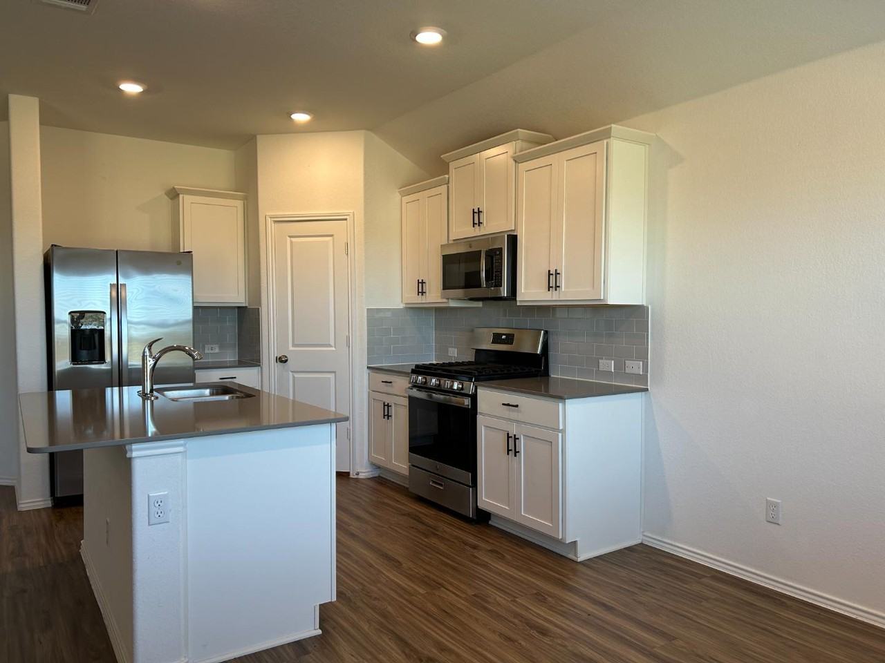 118 Isaac Millsaps Trl - Photo 3 of 20
