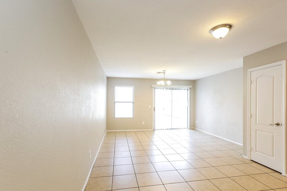 2544 W Romley Rd - Photo 5 of 16