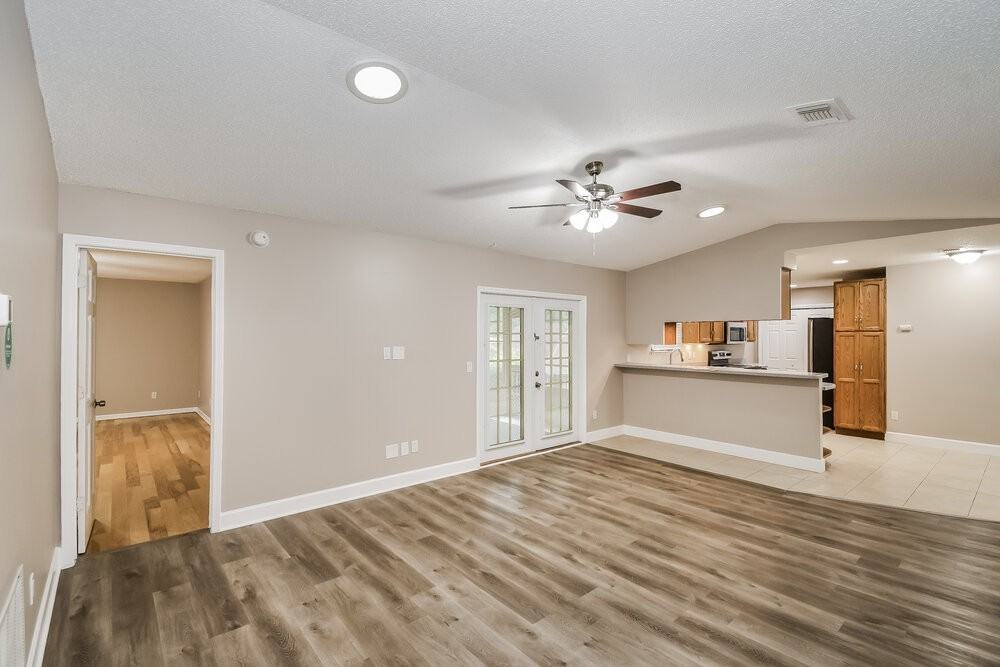 5317 Lamar Shaw Ct - Photo 3 of 16