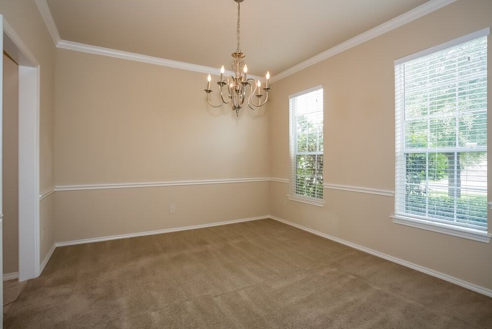 9510 Wakefield Village Dr - Photo 2 of 15