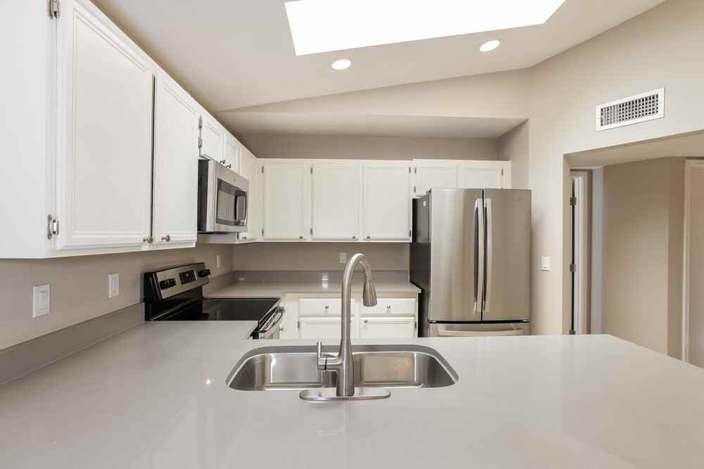 4517 E Rosemonte Dr - Photo 6 of 16