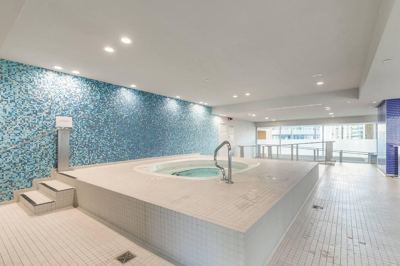 22 York St #1037098P - Photo 5 of 18