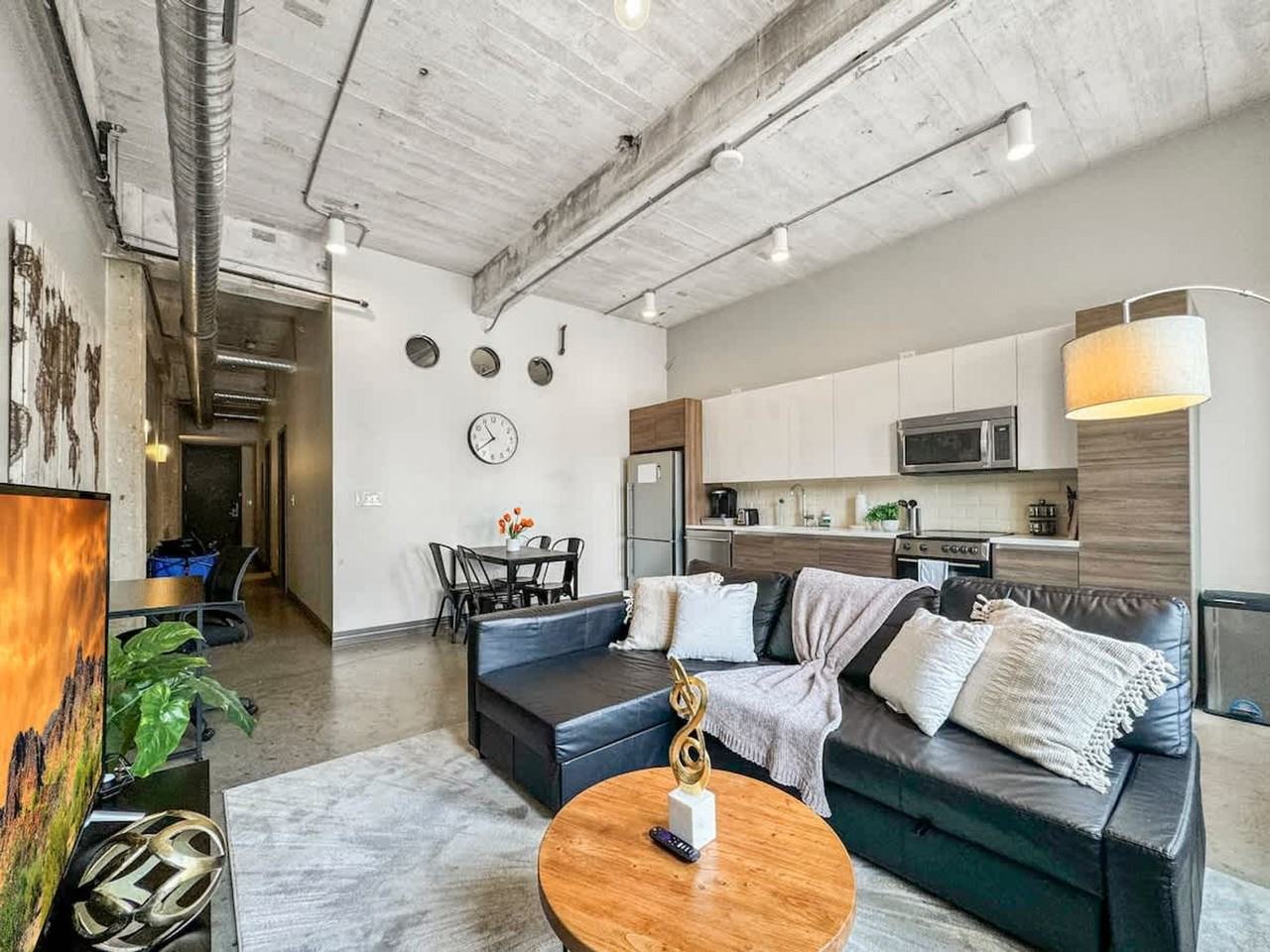 500 S Ervay St #1055872P - Photo 3 of 11