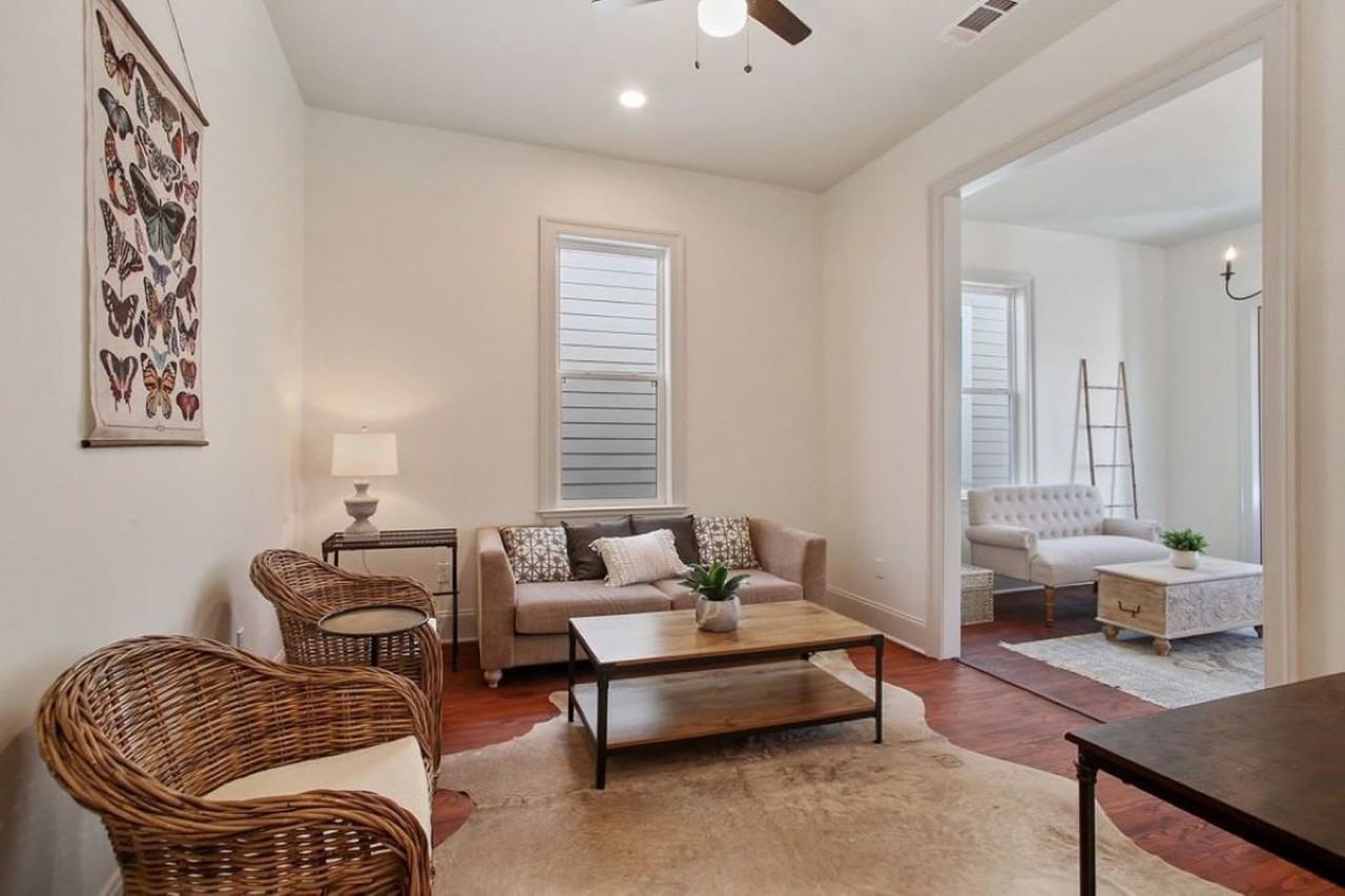 2209 Louisiana Avenue - Photo 2 of 37
