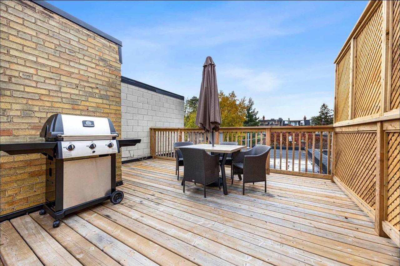 557 St Clair Ave W #1524852P - Photo 3 of 14