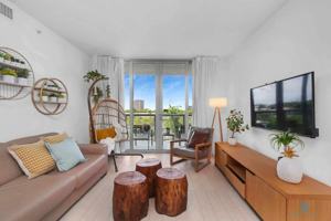 featured image of 2602 E Hallandale Beach Blvd