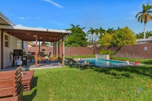 220 Ne 10th Ave - Photo 1 of 1