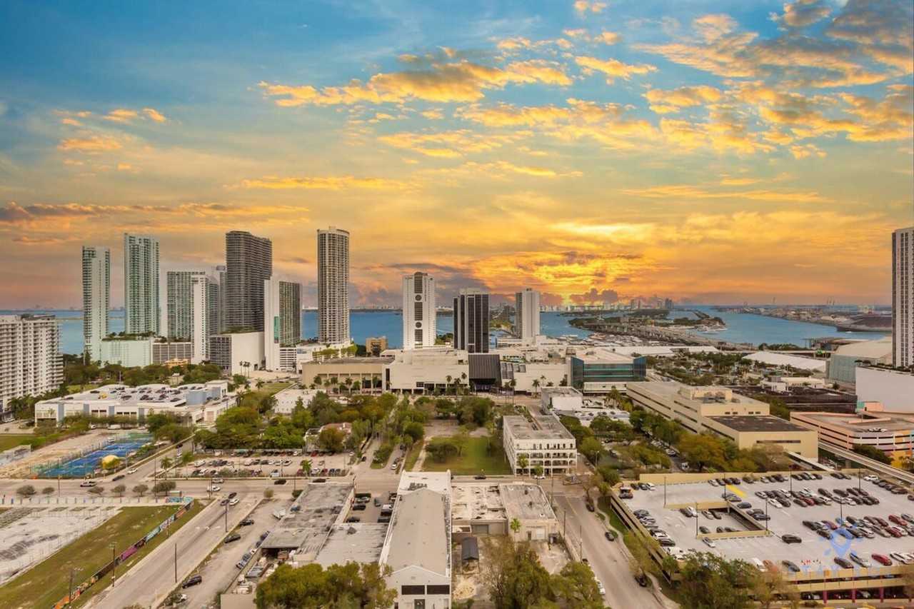 90 Ne 17th St #1227348P - Photo 7 of 31