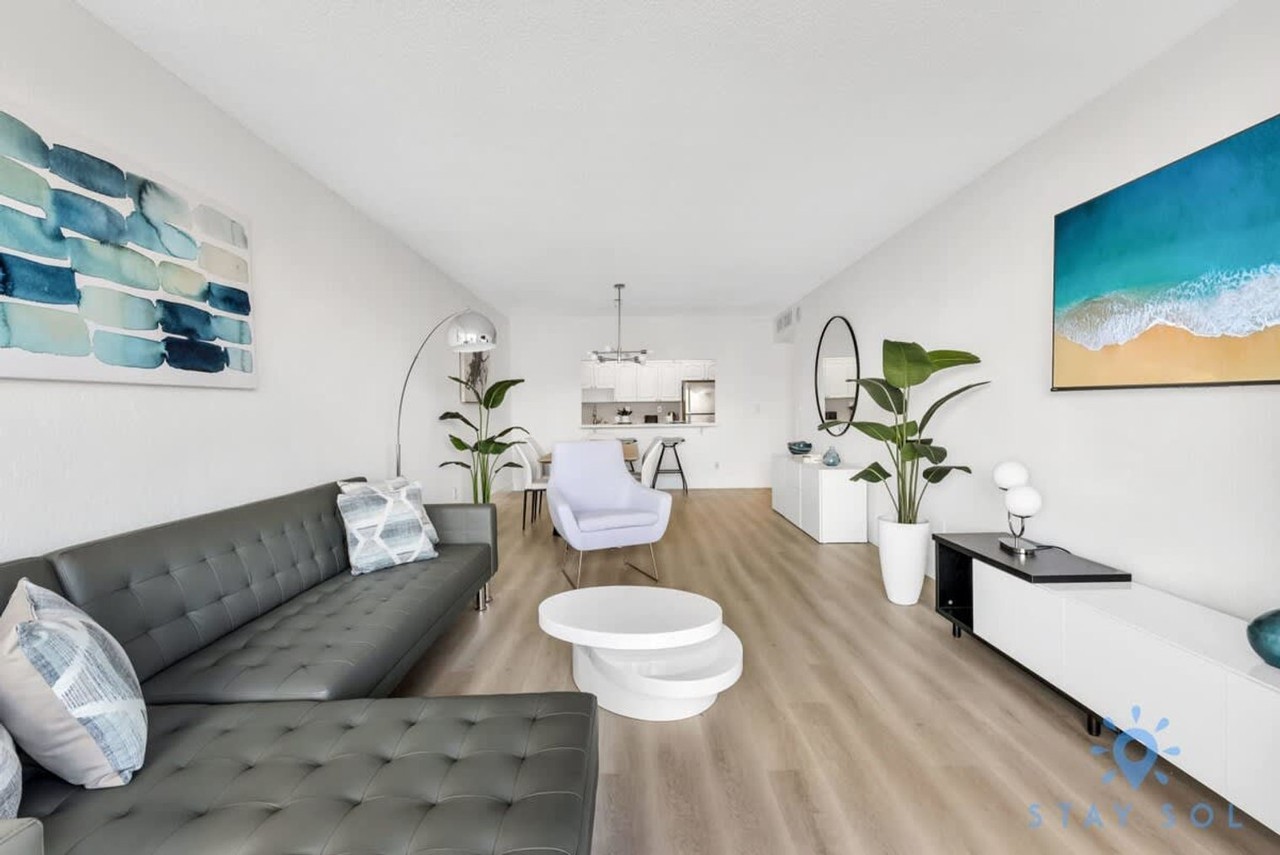 19370 Collins Avenue - Photo 2 of 103