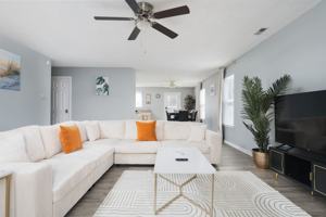 featured image of 2155 Shadowbrook Dr