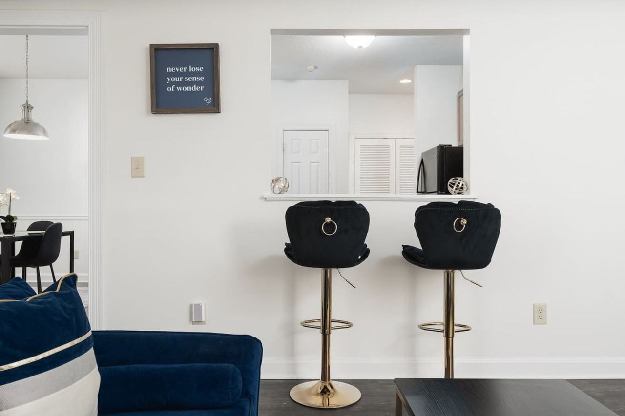 742 N Sheffield Ave #1228636P - Photo 4 of 48