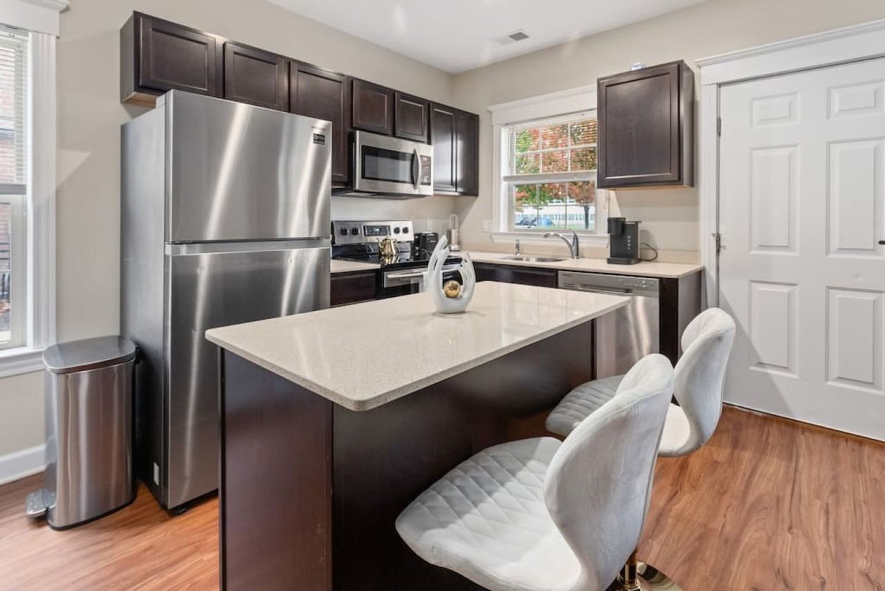 692 E Ferry St #1228681P - Photo 5 of 22