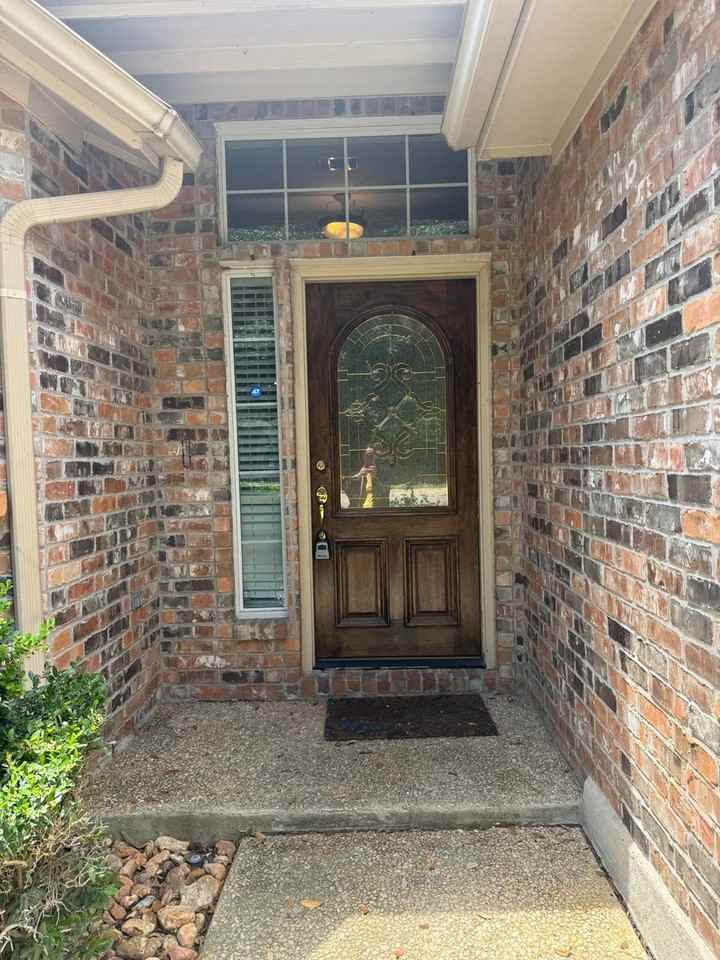 20502 Wild Springs Dr - Photo 3 of 45