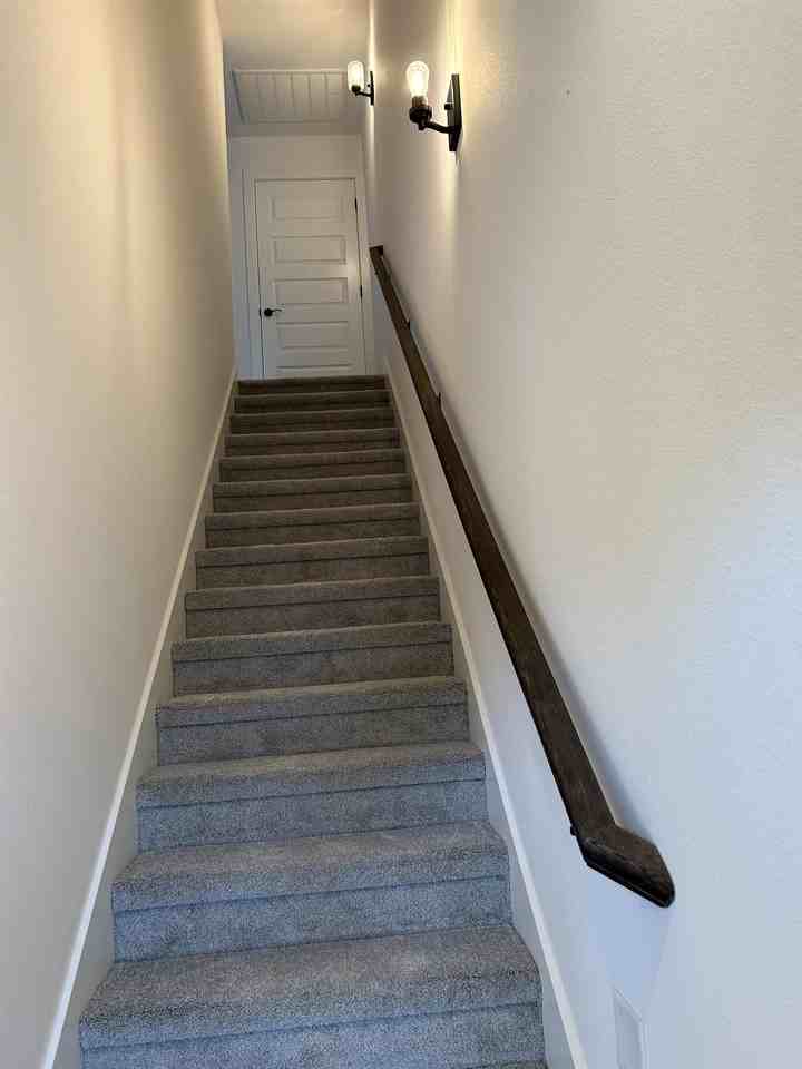 1623 W Stone St #3 - Photo 3 of 10