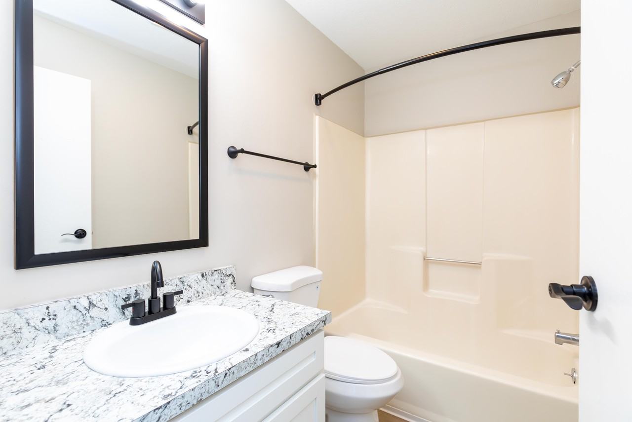 Market Mohawk Apartments - Photo 7 of 45