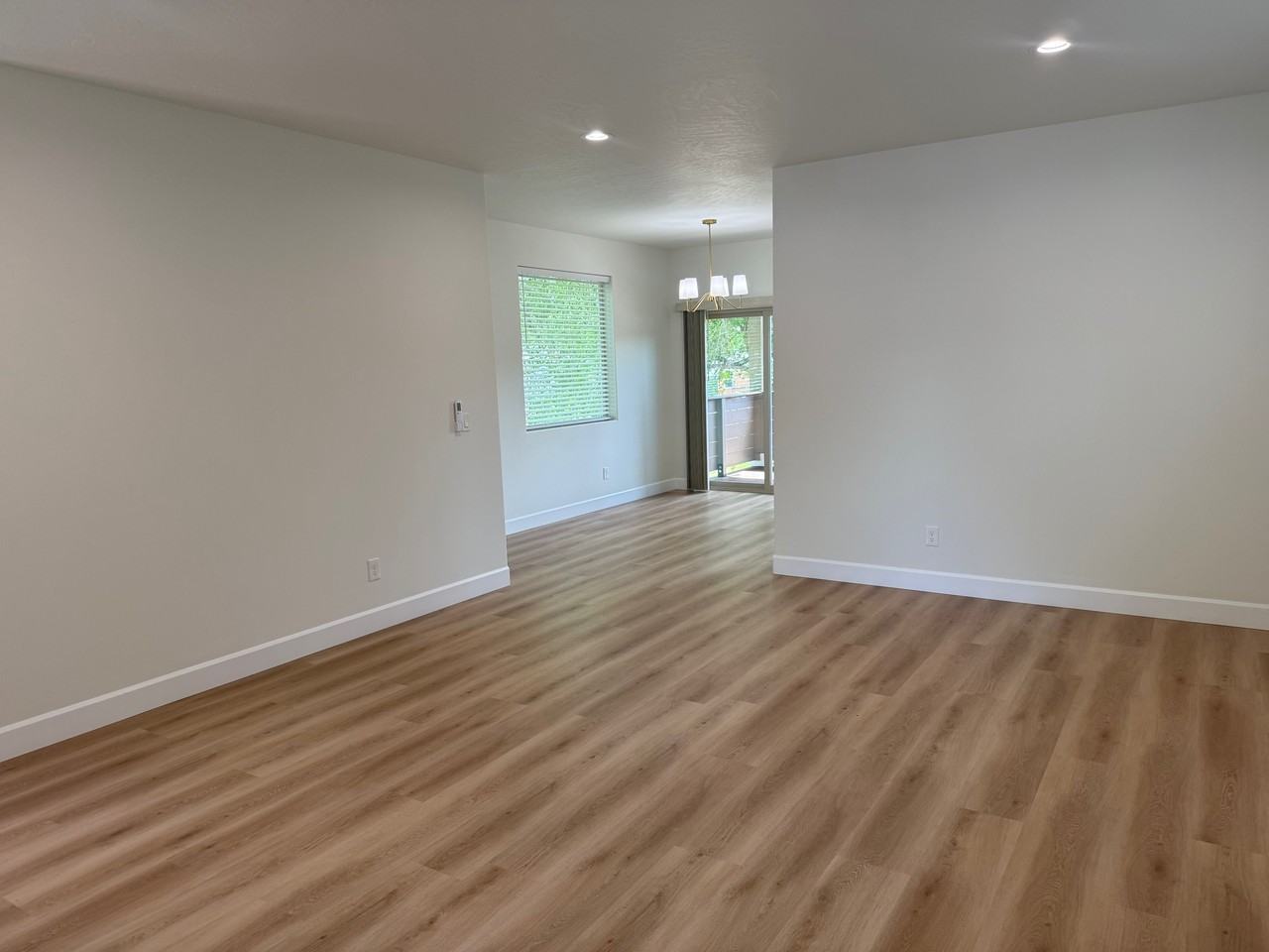 503 Carol Ave #B - Photo 3 of 18