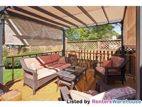 2346 Sumter Ave S - Photo 3 of 15