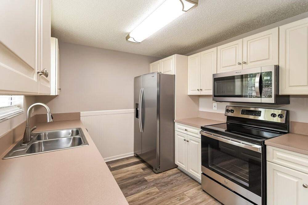 2891 Gatling Blvd - Photo 7 of 16