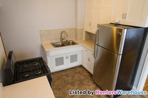 4630 Cedar Ave - Photo 3 of 7