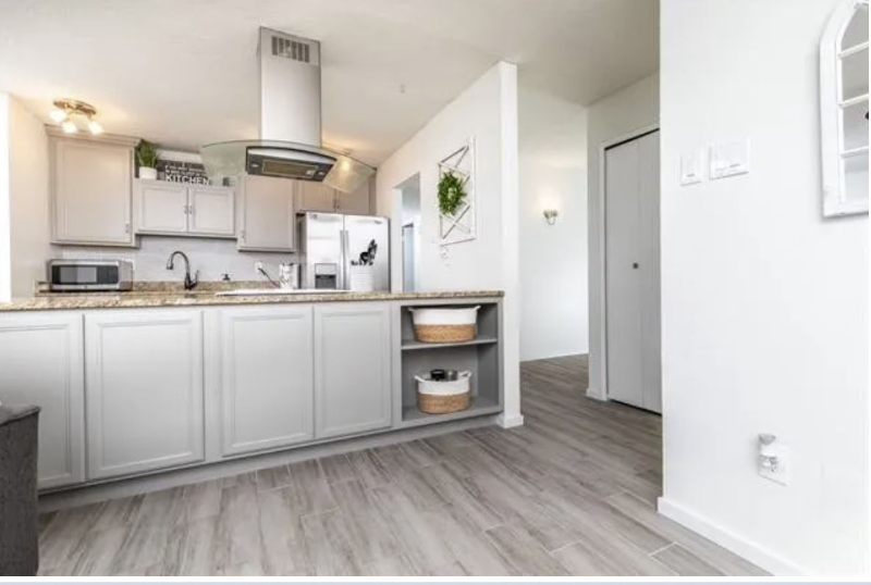 533 Hightrail Dr - Photo 2 of 11