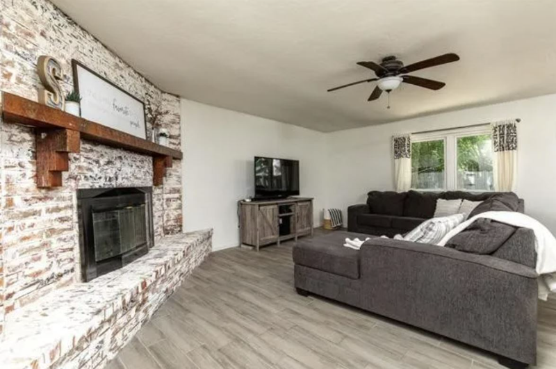 533 Hightrail Dr - Photo 3 of 11