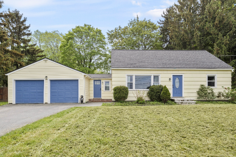 5805 Brockport Spencerport Rd - Photo 2 of 20