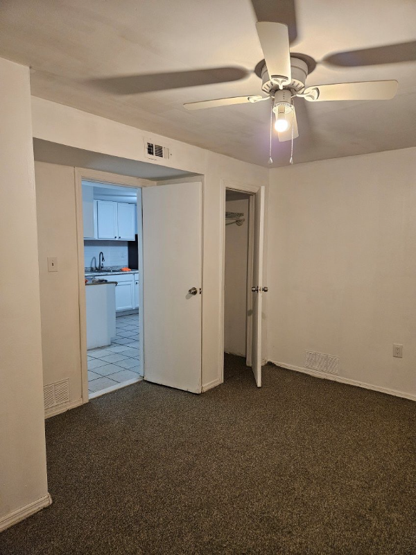 904 Doane Ave - Photo 2 of 7