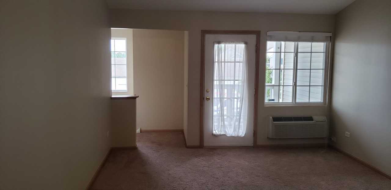 1819 Silverstone Dr #NA - Photo 6 of 37