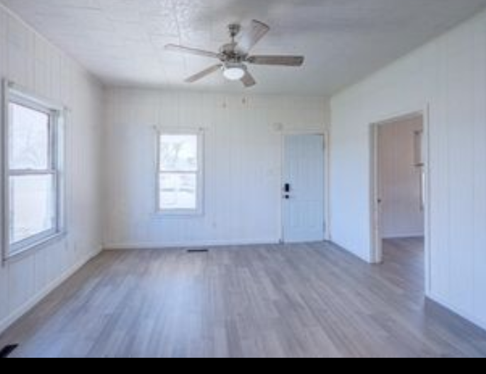 410 E Taylor Ave #NA - Photo 2 of 13