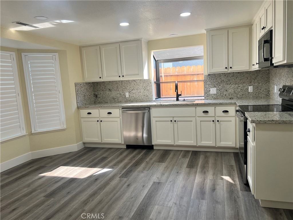 3635 Loyola Ct #NA - Photo 2 of 5