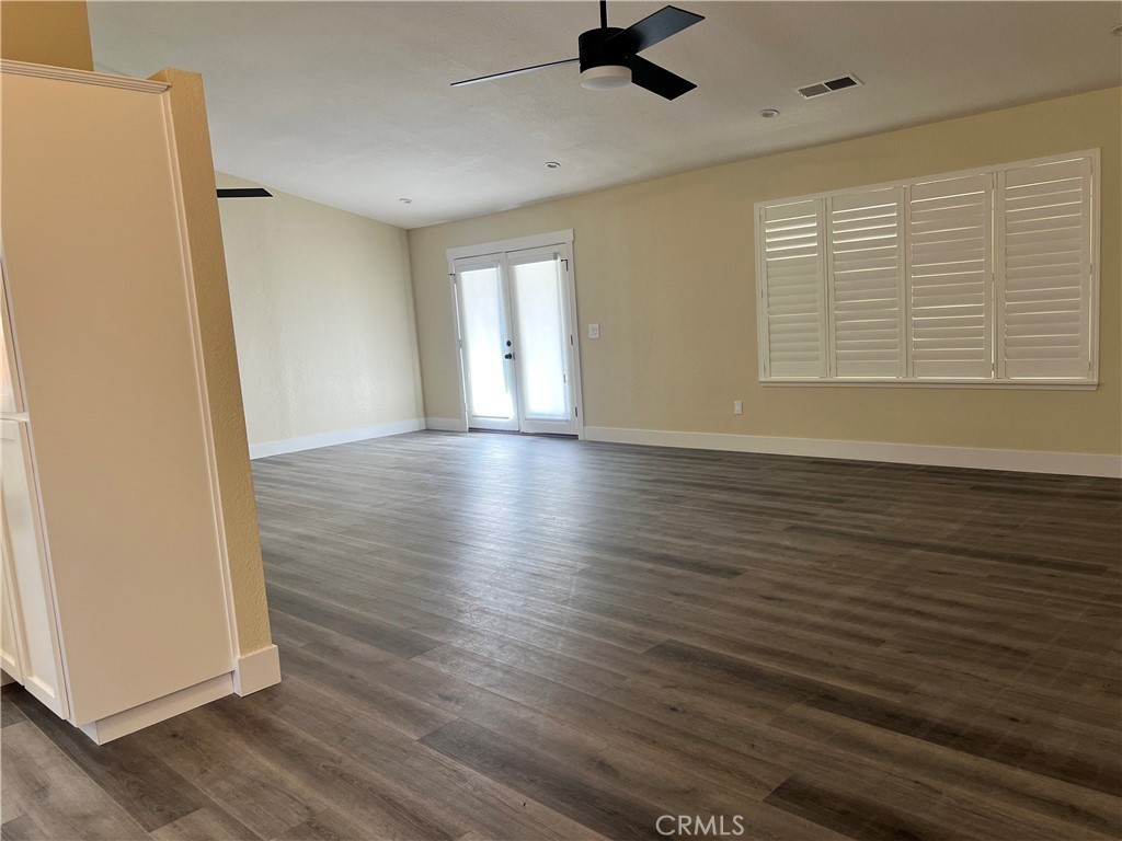 3635 Loyola Ct #NA - Photo 3 of 5