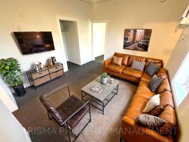 322 E 15th St #3 - Photo 1 of 1