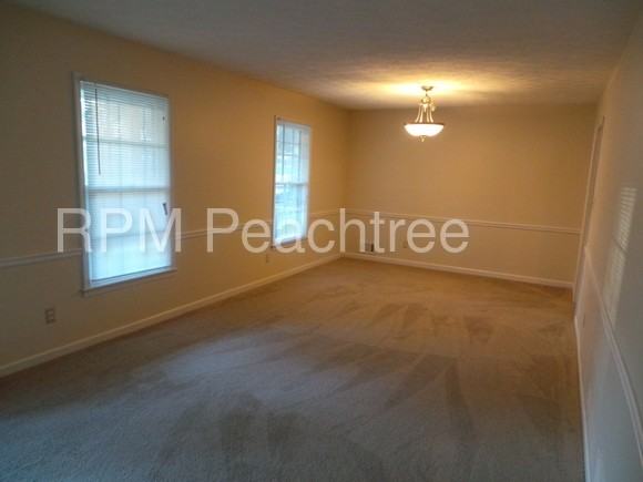2117 Chaparral Dr SW - Photo 3 of 39