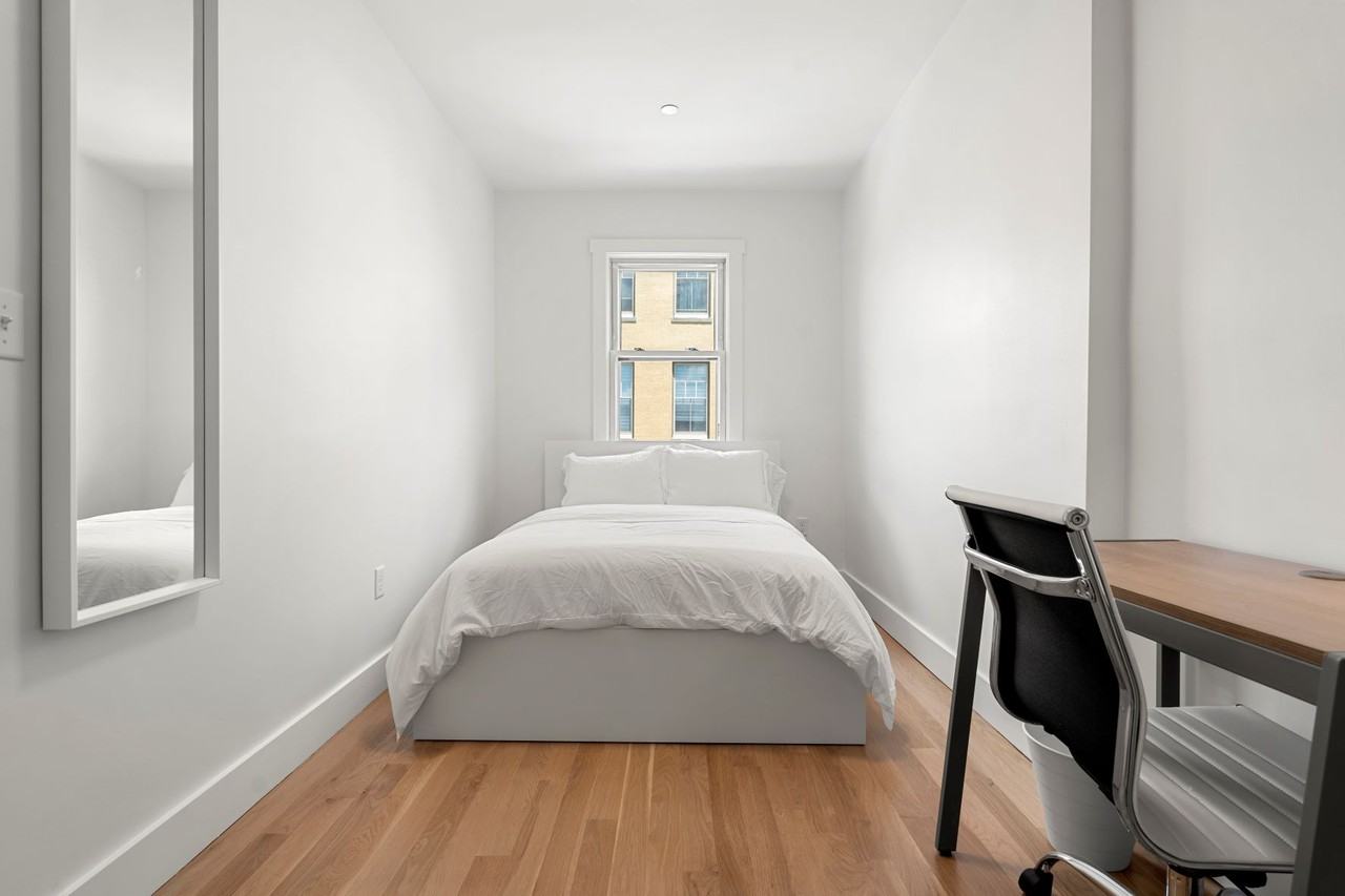 349 W 4th St #3 - Photo 2 of 14