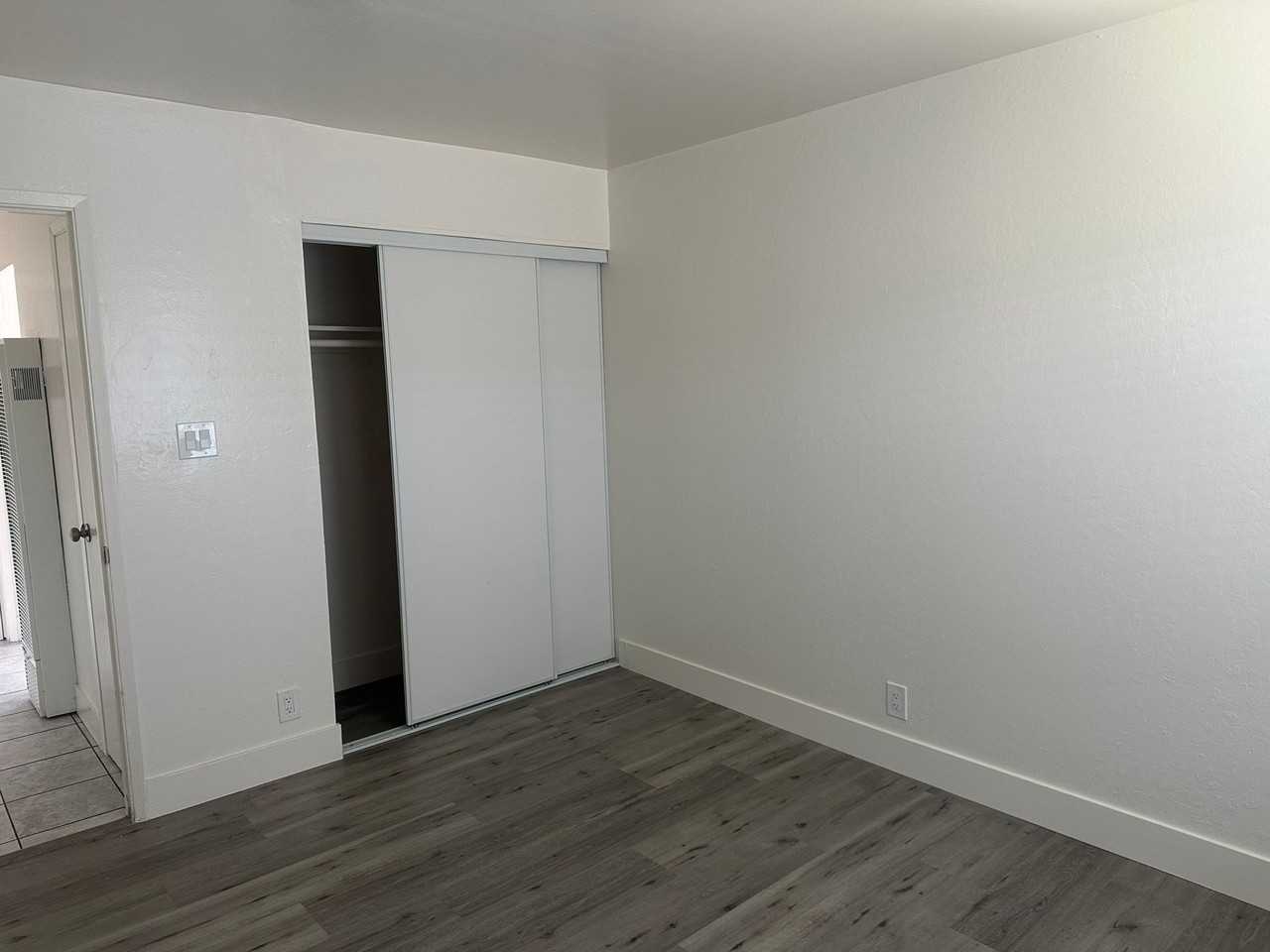 27435 Manon Avenue #4